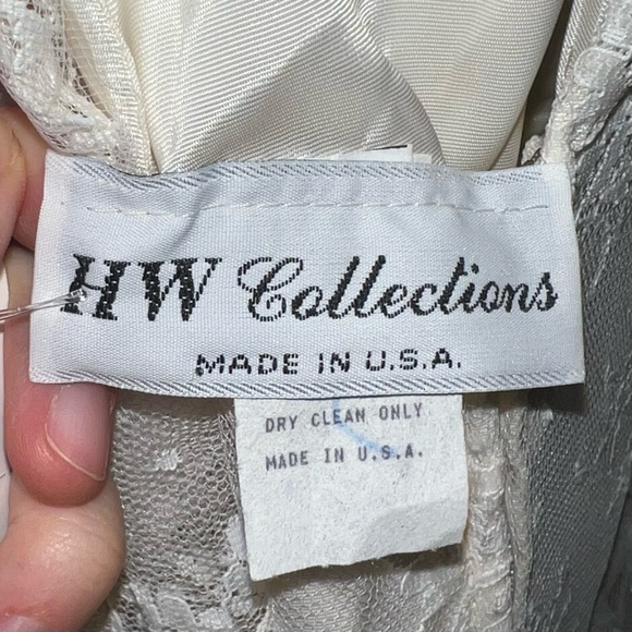 VINTAGE WEDDING DRESS - Picture 5 of 5